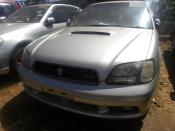 Subaru_Legacy_silver_1999_car_frontview1.JPG